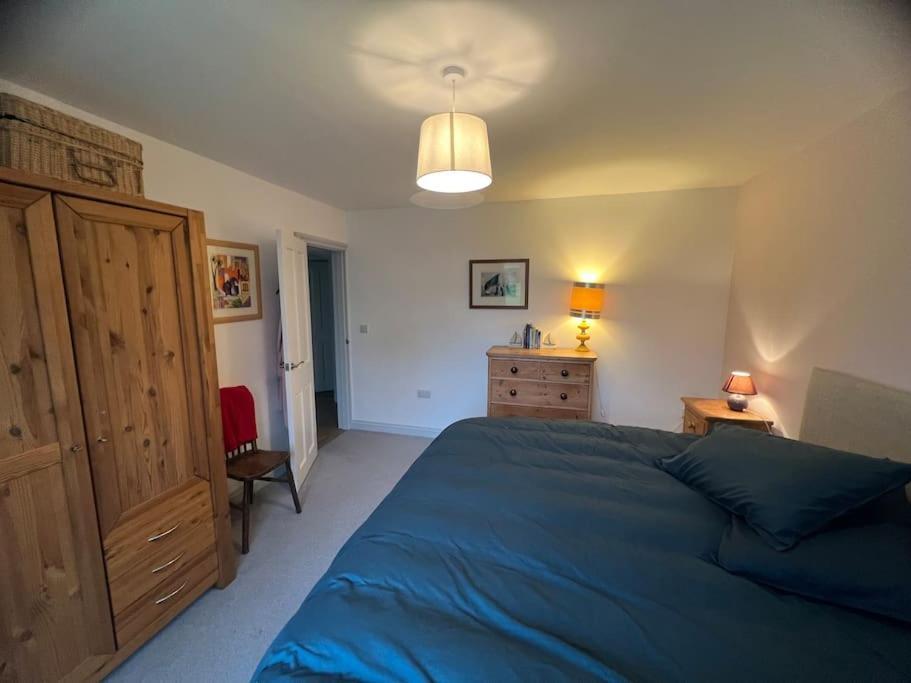 Self-Contained Ensuite Double Or Twin Bedroom In Pentir Bangor  Exteriör bild